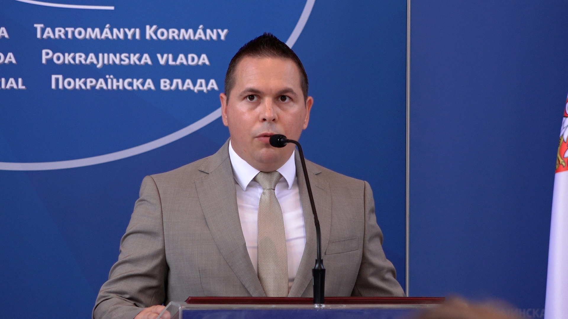Novi Sad, Robert Otot pokrajinski sekretar za obrazovanje, ove godine smo izdvojili skoro dupli iznos sredstava u odnosu na prethodnu godinu u ove svrhe Novi Sad, Robert Otot pokrajinski sekretar za obrazovanje, ove godine smo izdvojili skoro dupli iznos sredstava u odnosu na prethodnu godinu u ove svrhe